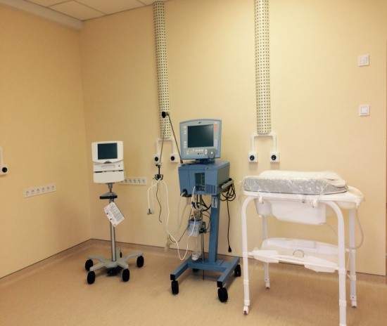 Апарат для штучної вентиляції легенів новонародженого